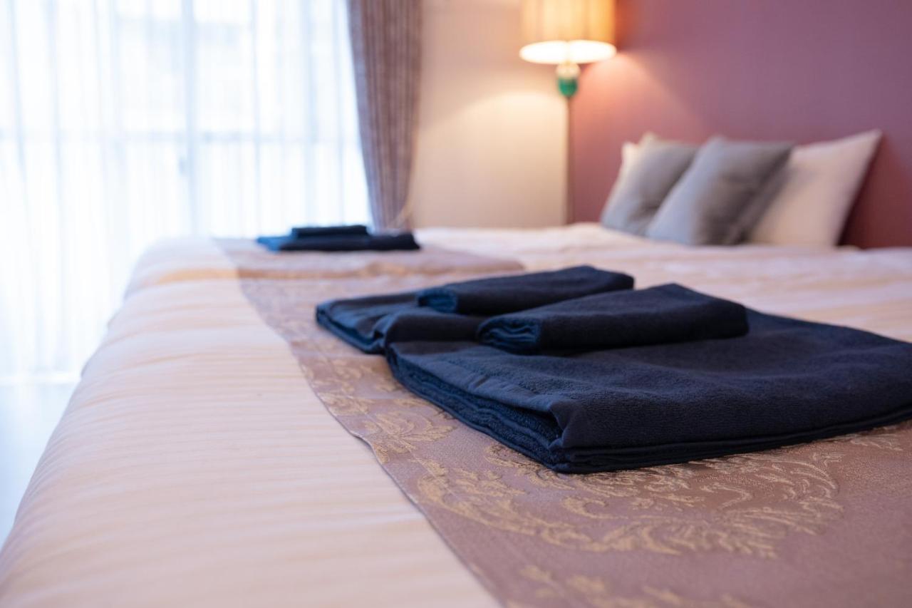 Japan Hinata Hotel 池下駅徒歩2分 1Ldk 50平米 8名 Nagoya Exteriör bild